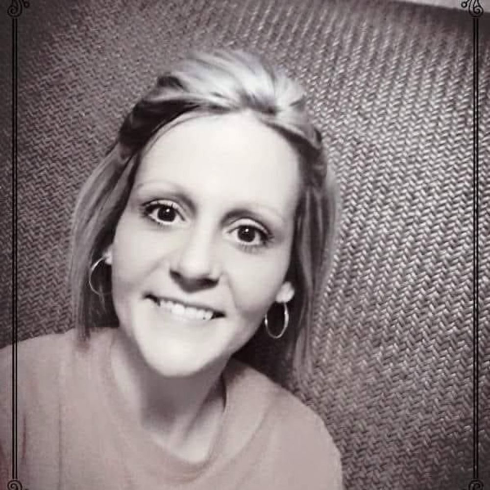 Meet your Posher, Casie